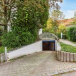 Tiefgaragenabfahrt